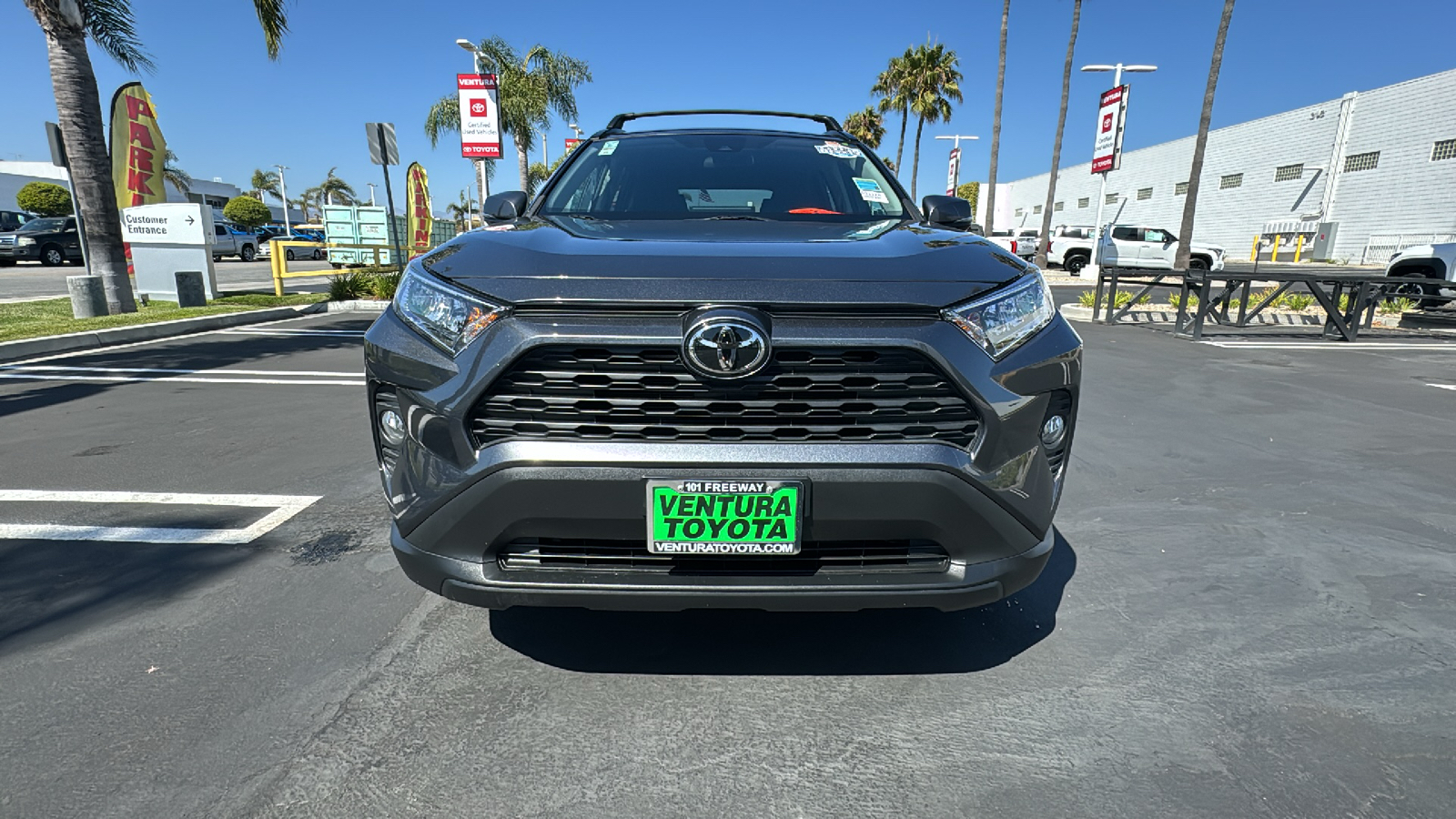 2021 Toyota RAV4 XLE 8