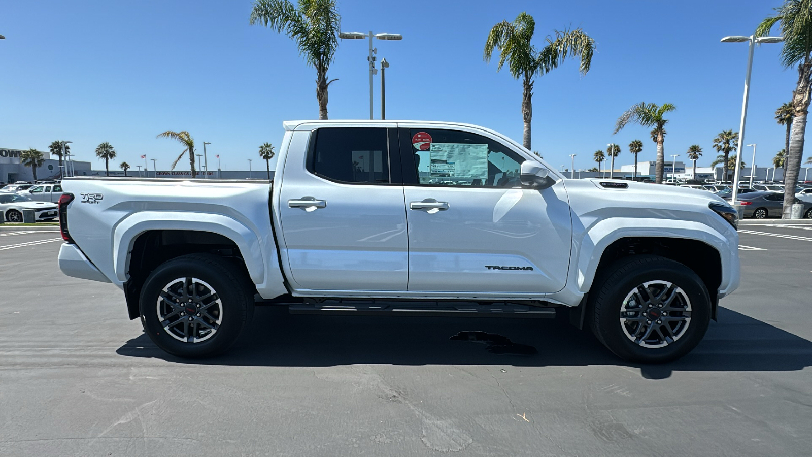 2024 Toyota Tacoma TRD Sport Hybrid Double Cab 5 Bed AT 2