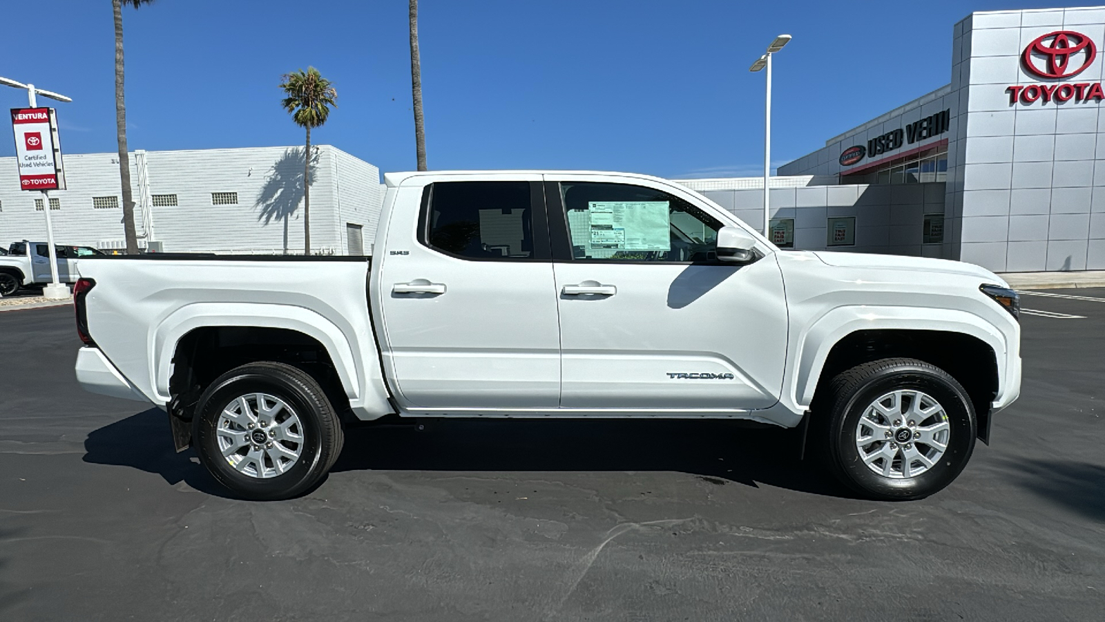 2024 Toyota Tacoma SR5 Double Cab 5 Bed AT 2