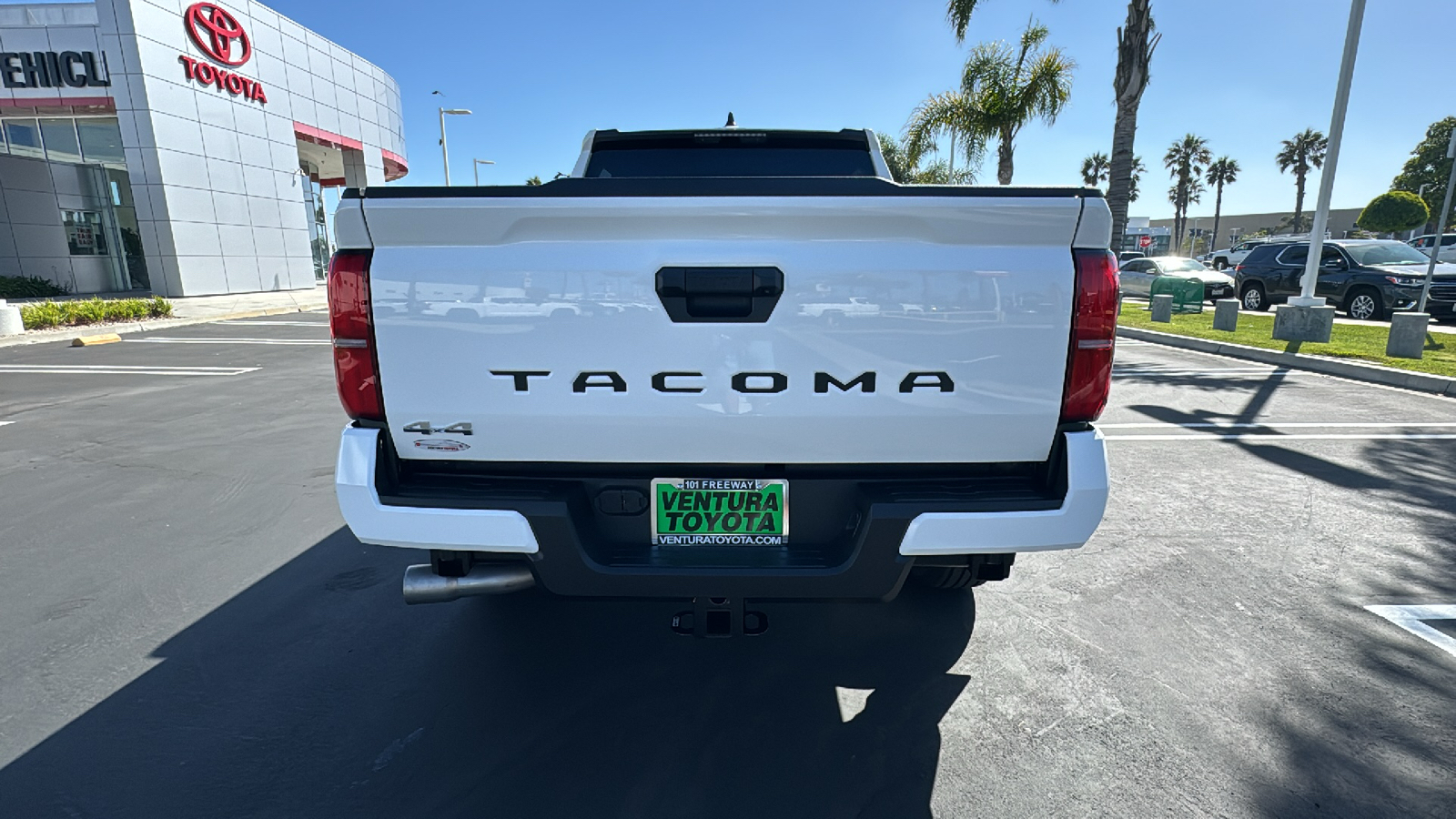 2024 Toyota Tacoma SR5 Double Cab 5 Bed AT 4