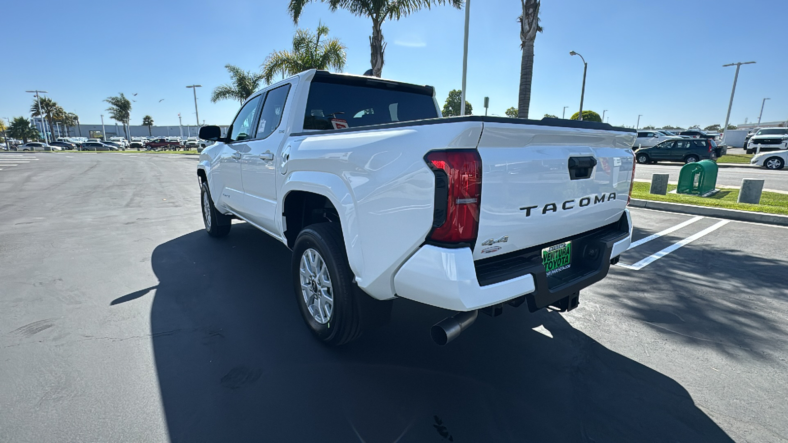 2024 Toyota Tacoma SR5 Double Cab 5 Bed AT 5