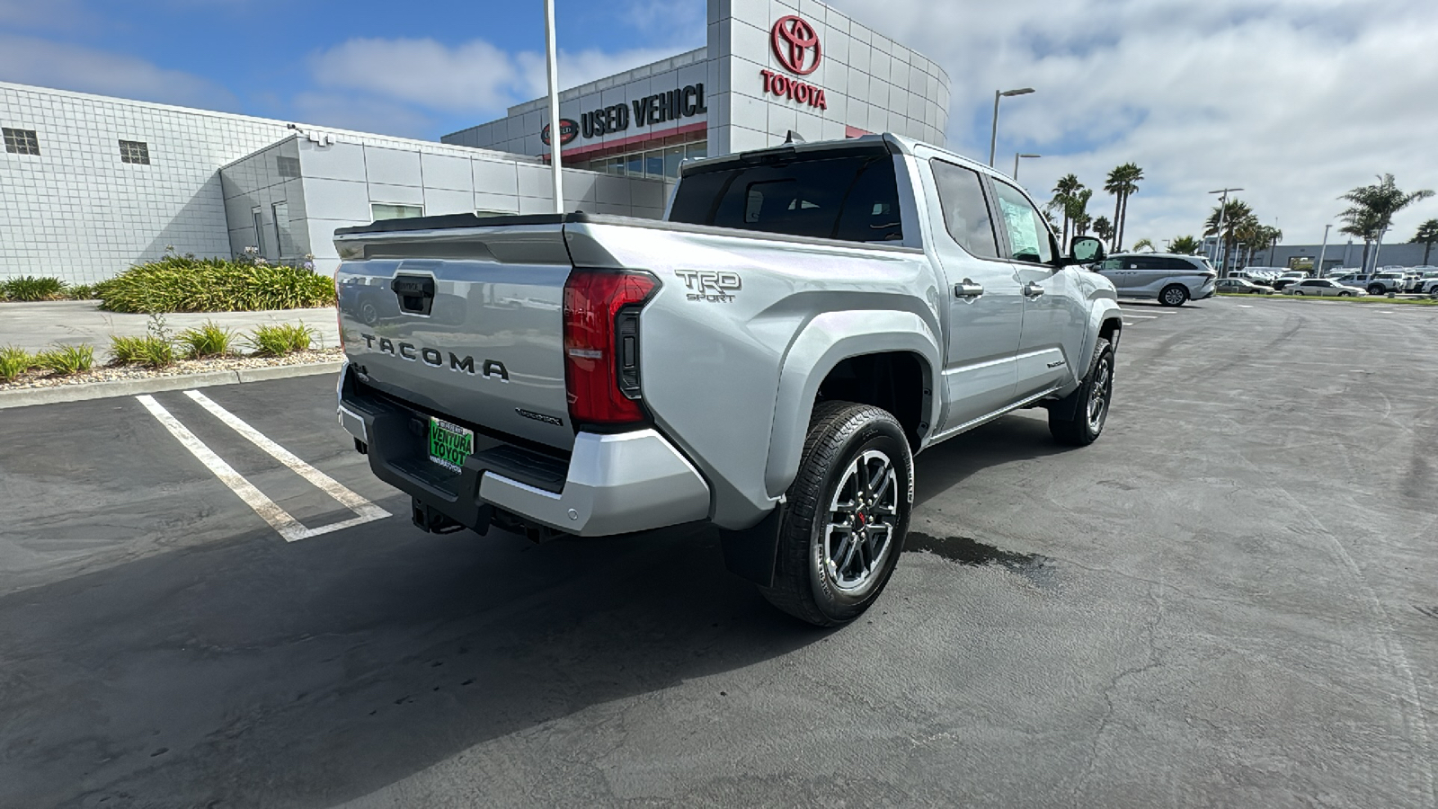 2024 Toyota Tacoma TRD Sport Hybrid Double Cab 5 Bed AT 3