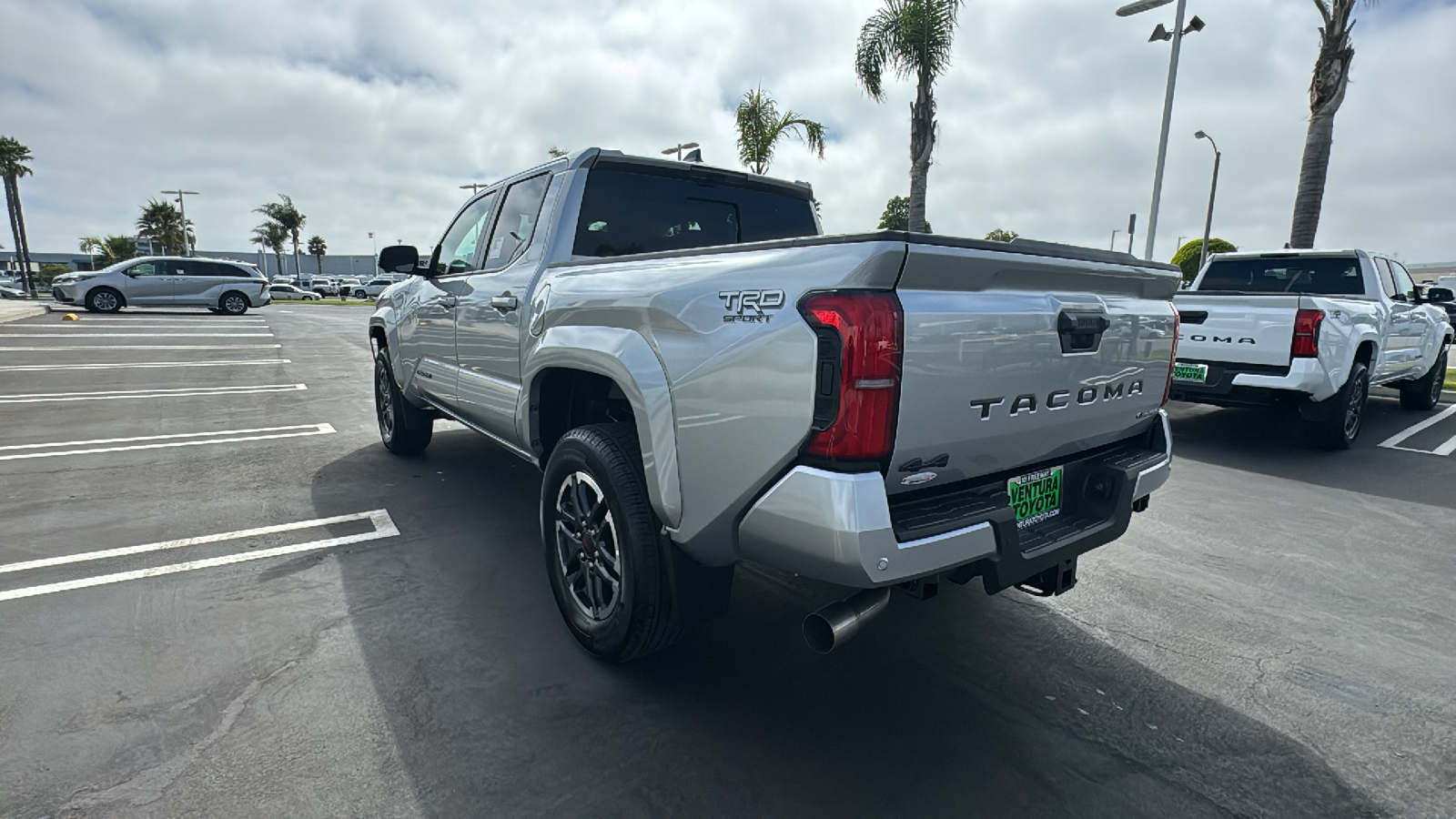 2024 Toyota Tacoma TRD Sport Hybrid Double Cab 5 Bed AT 5