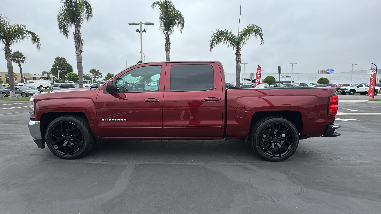 2017 Chevrolet Silverado 1500 LT 2WD Crew Cab 143.5 6