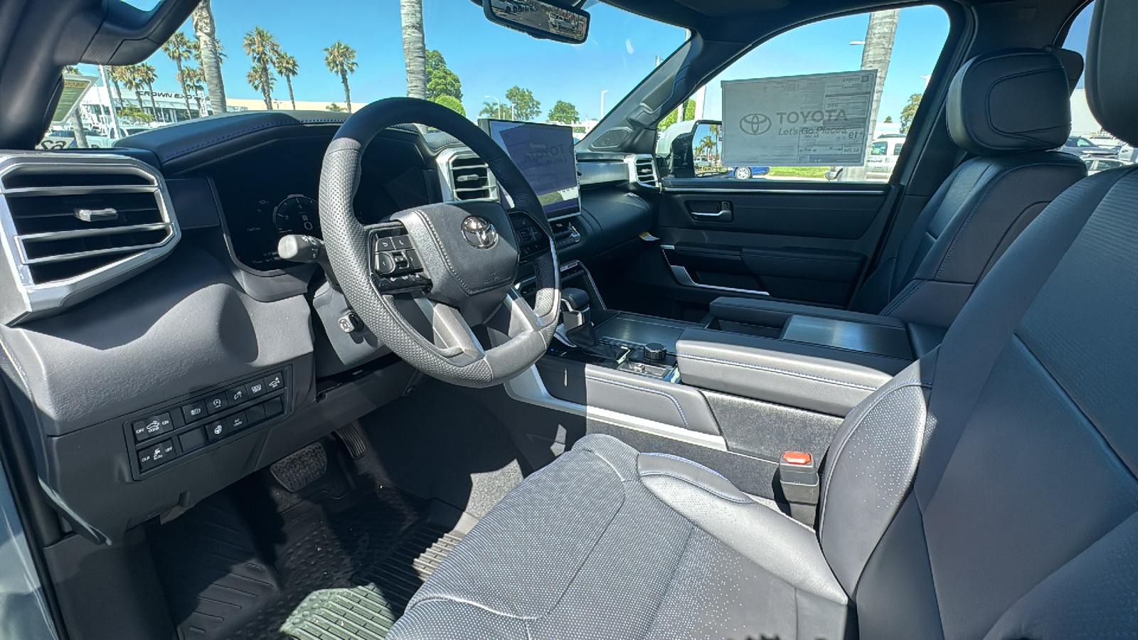 2024 Toyota Tundra Platinum CrewMax 5.5 Bed 13