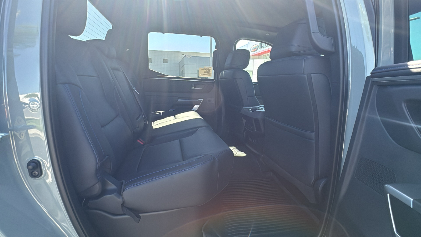 2024 Toyota Tundra Platinum CrewMax 5.5 Bed 19