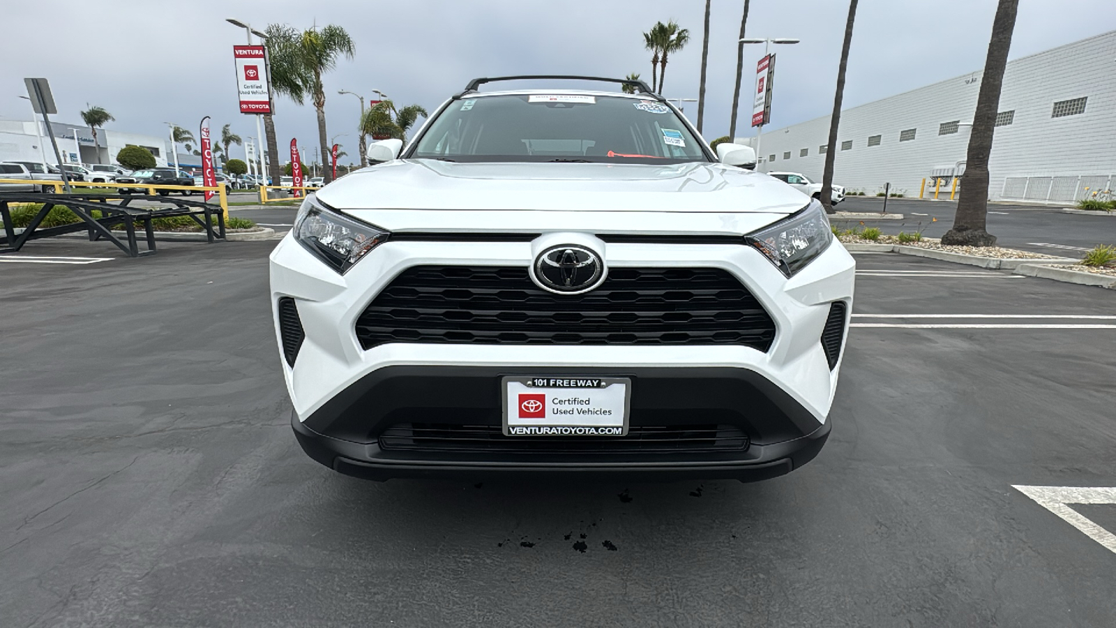 2021 Toyota RAV4 LE 8