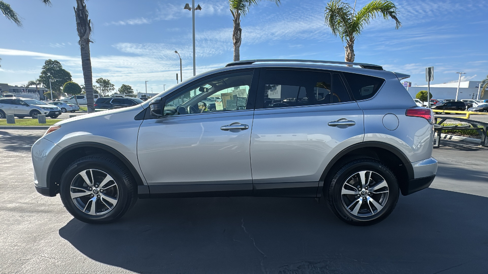 2018 Toyota RAV4 LE 6