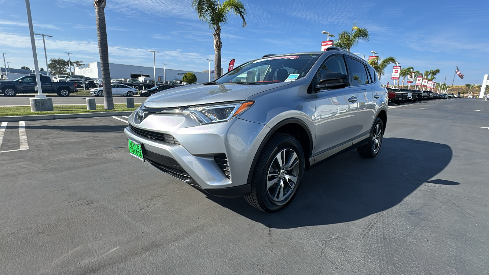 2018 Toyota RAV4 LE 7