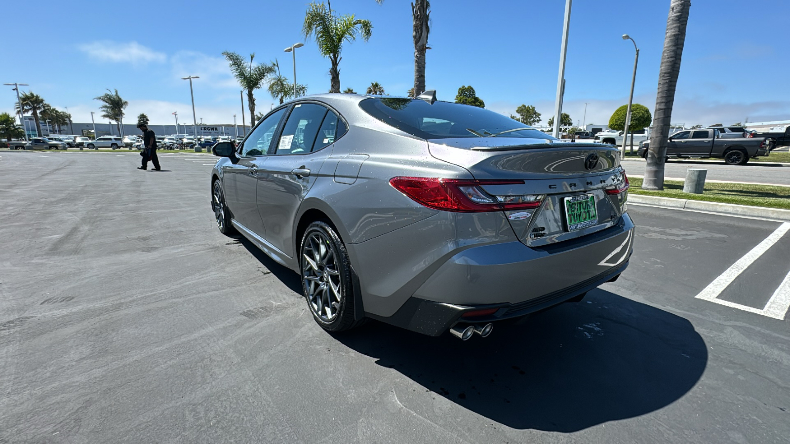 2025 Toyota Camry SE 5