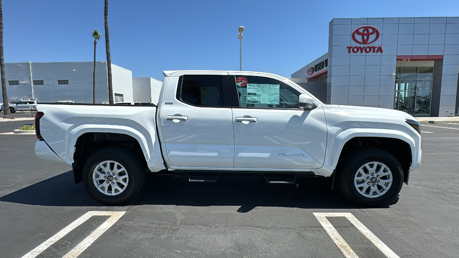 2024 Toyota Tacoma SR5 Double Cab 5 Bed AT 2