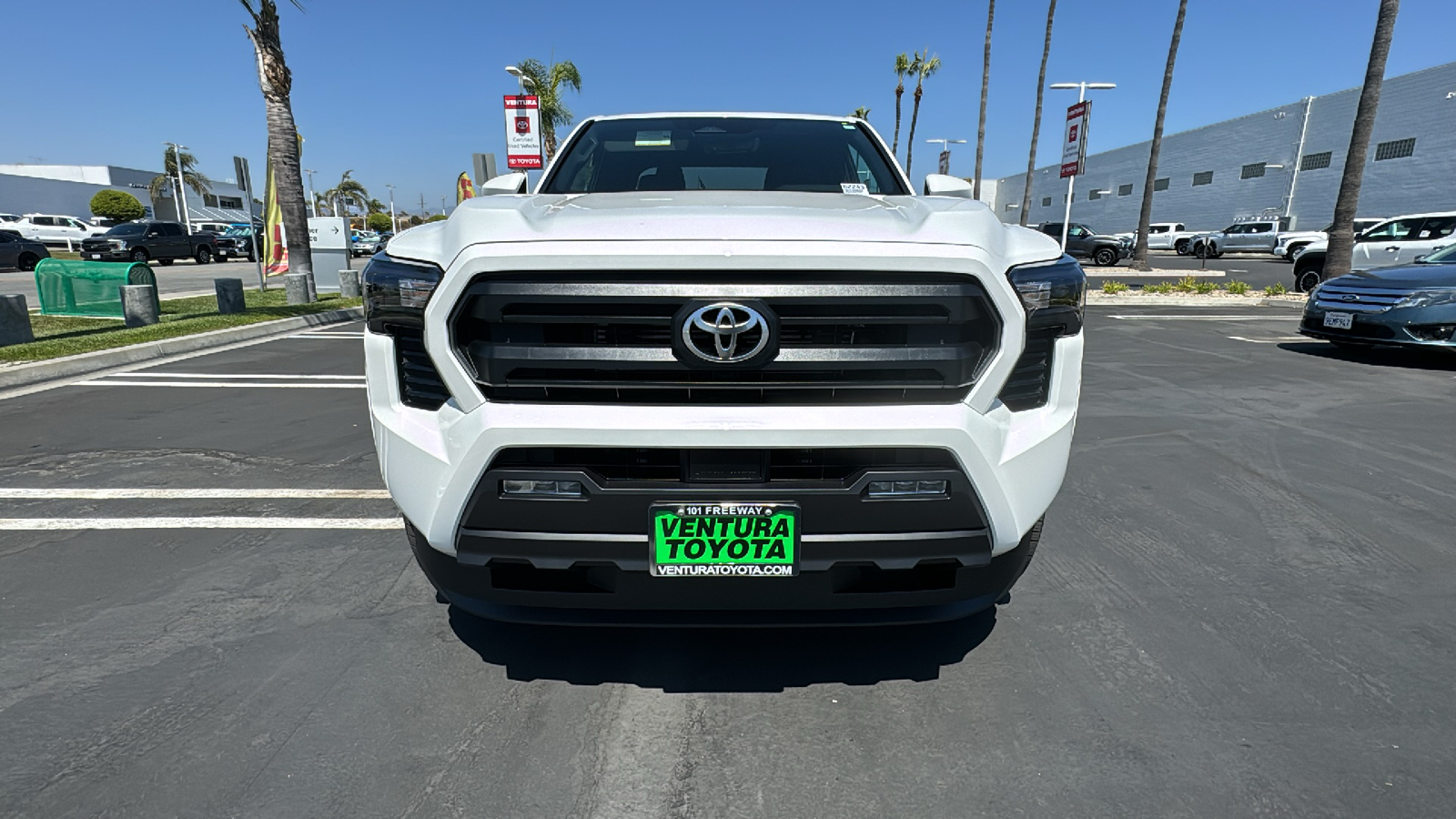 2024 Toyota Tacoma SR5 Double Cab 5 Bed AT 8