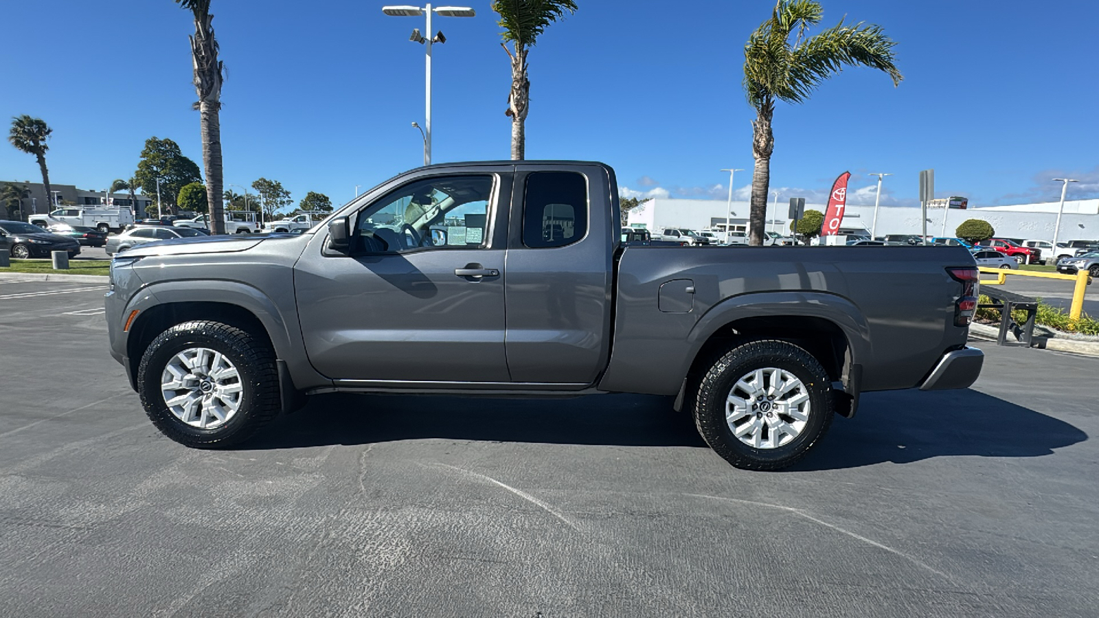 2022 Nissan Frontier SV King Cab 4x2 Auto 6