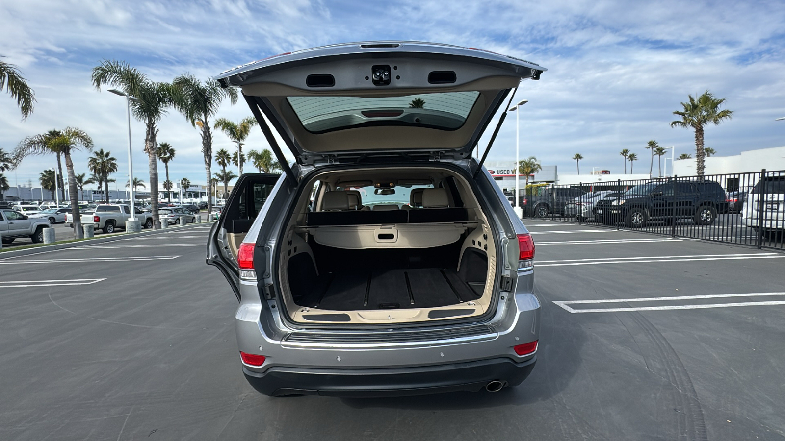 2015 Jeep Grand Cherokee Limited 10