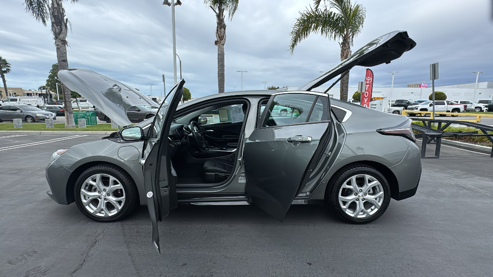 2017 Chevrolet Volt Premier 11