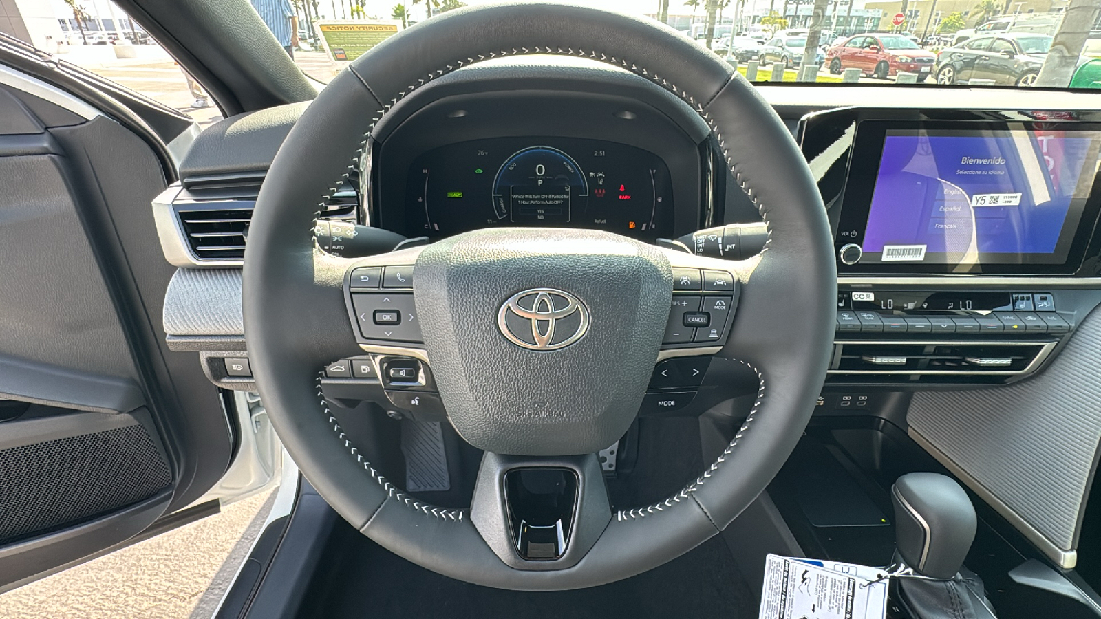 2025 Toyota Camry SE 16