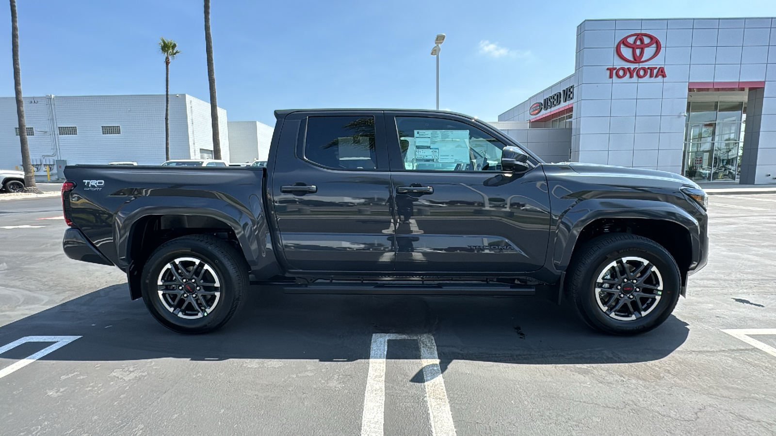 2024 Toyota Tacoma TRD Sport Double Cab 5 Bed AT 2