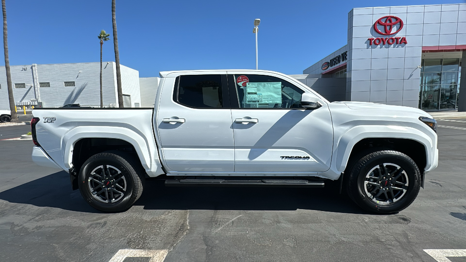 2024 Toyota Tacoma TRD Sport Double Cab 5 Bed AT 2