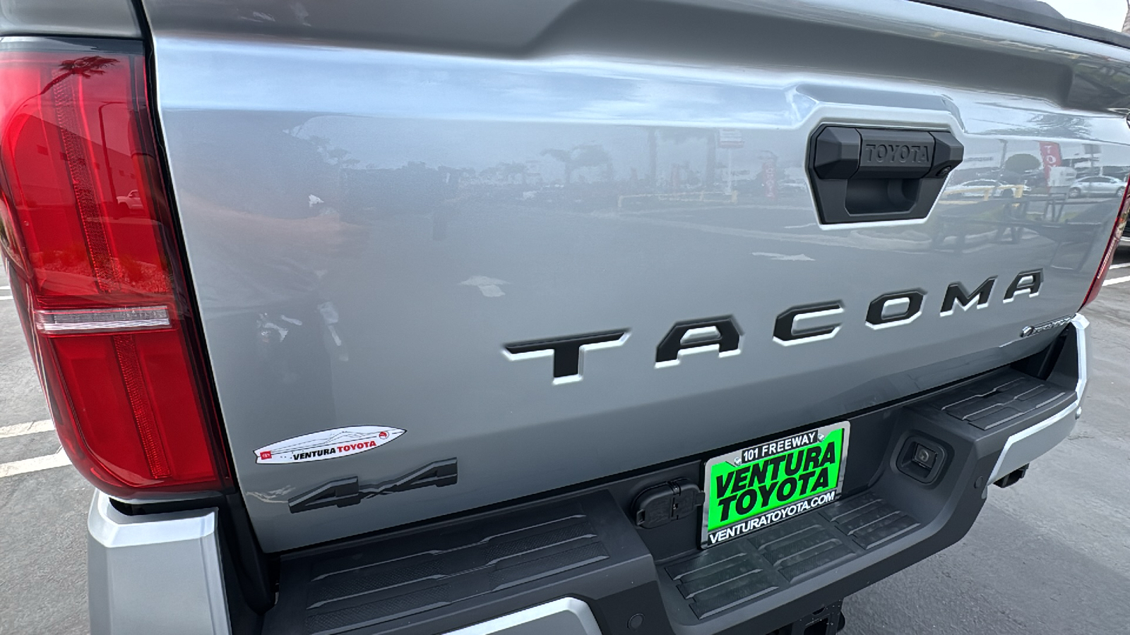 2024 Toyota Tacoma TRD Sport Hybrid Double Cab 5 Bed AT 26