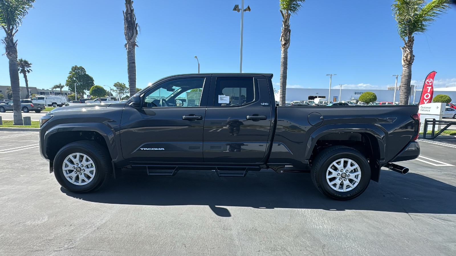 2024 Toyota Tacoma SR5 Double Cab 6 Bed AT 6