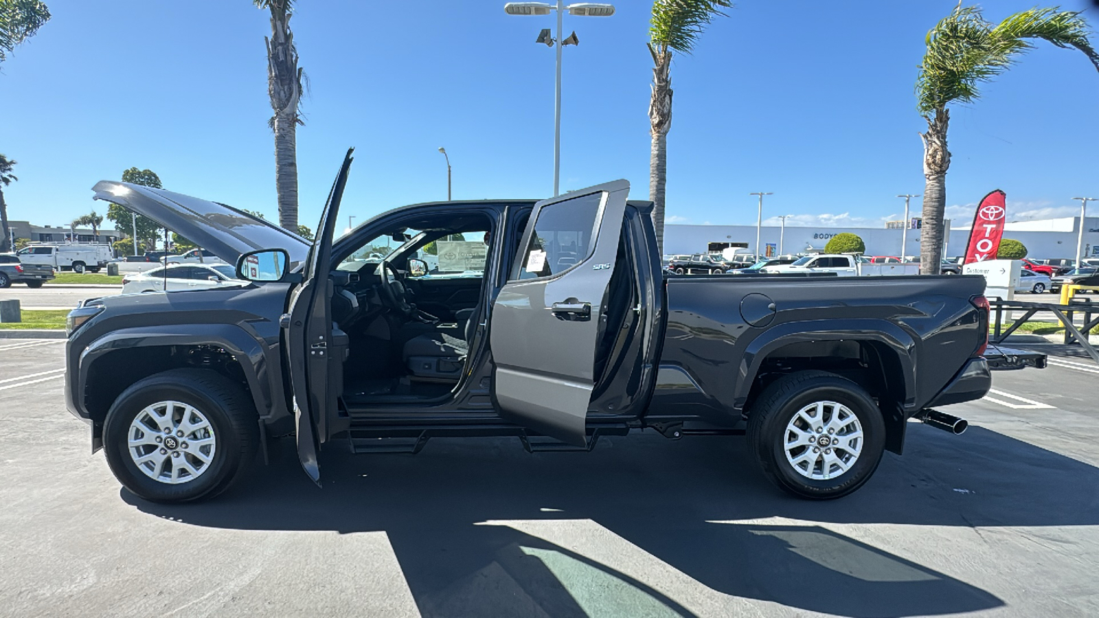 2024 Toyota Tacoma SR5 Double Cab 6 Bed AT 11