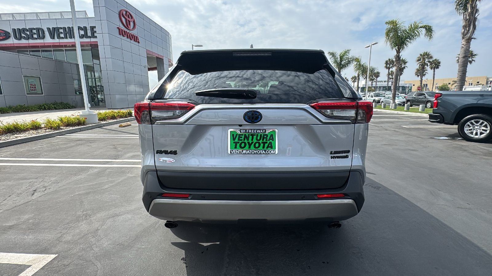 2024 Toyota RAV4 Hybrid Limited 4