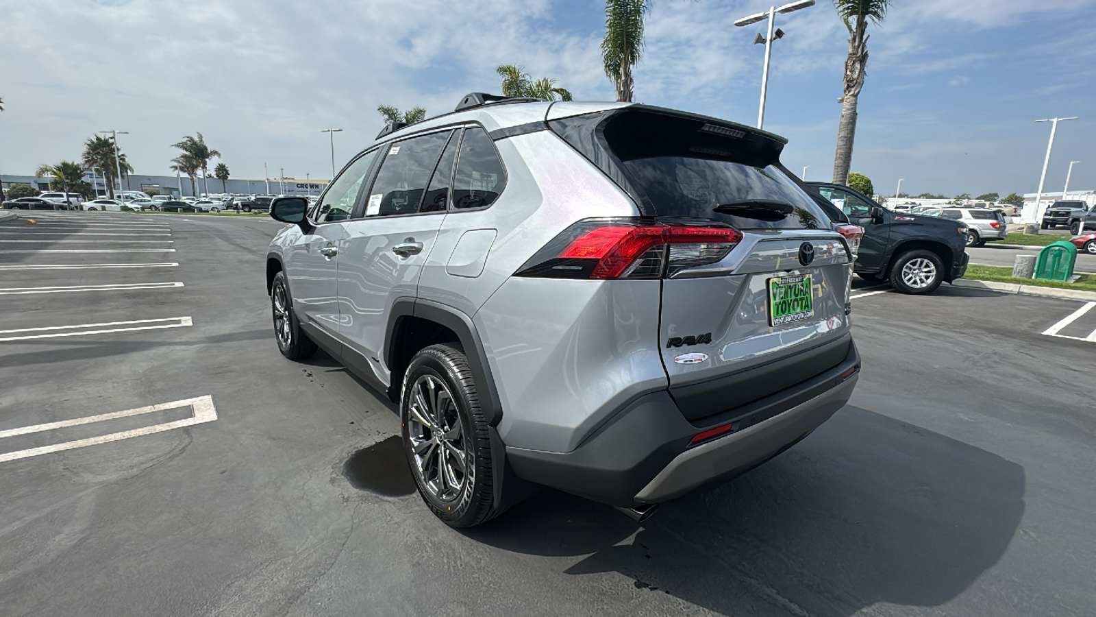 2024 Toyota RAV4 Hybrid Limited 5