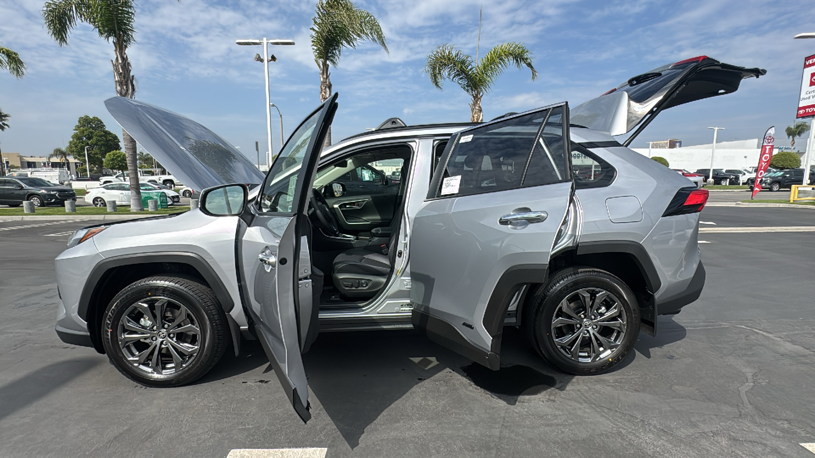 2024 Toyota RAV4 Hybrid Limited 11