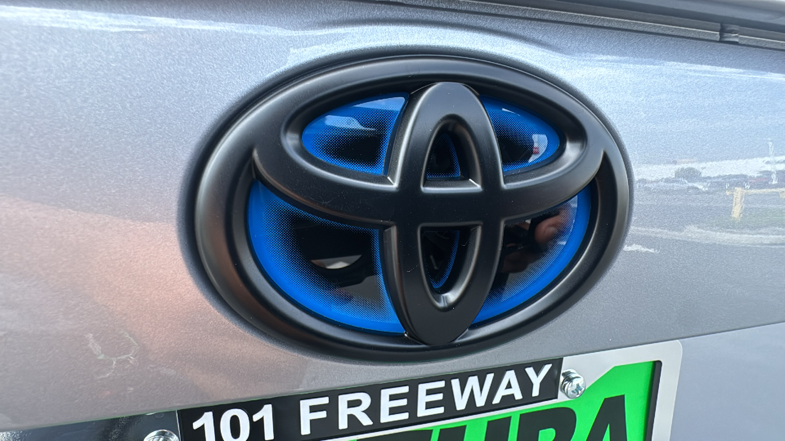 2024 Toyota RAV4 Hybrid Limited 28