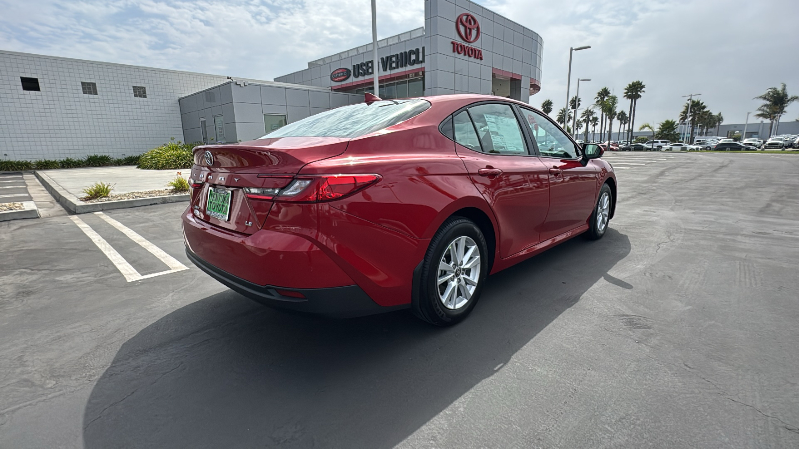 2025 Toyota Camry LE 3