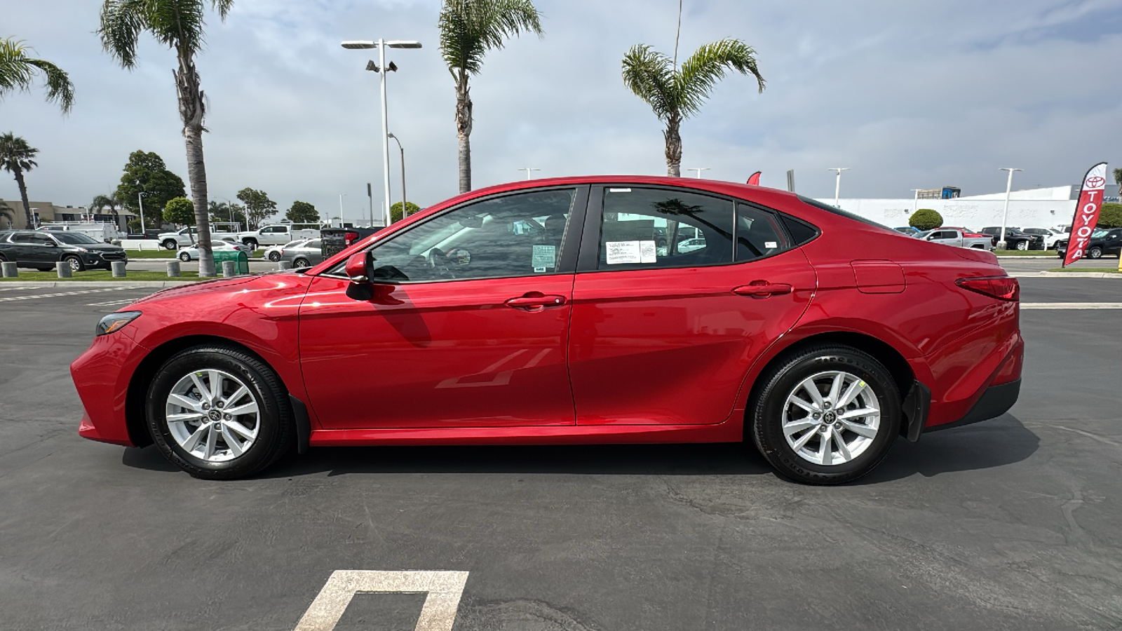 2025 Toyota Camry LE 6