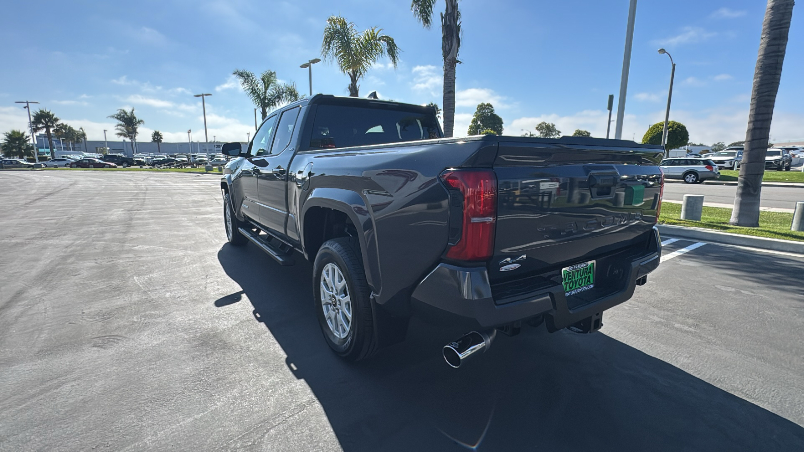 2024 Toyota Tacoma SR5 Double Cab 6 Bed AT 5