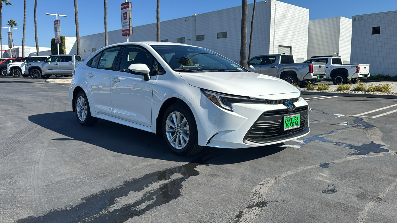 2025 Toyota Corolla Hybrid LE 1