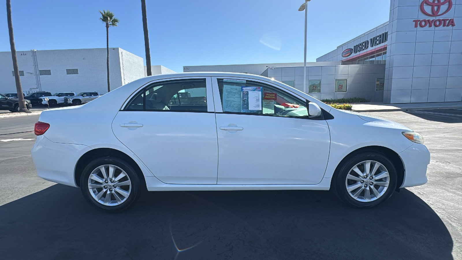 2010 Toyota Corolla LE 2