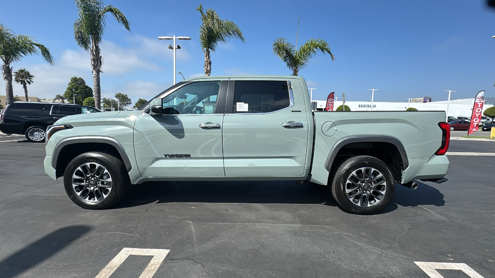 2025 Toyota Tundra Limited CrewMax 5.5 Bed 6