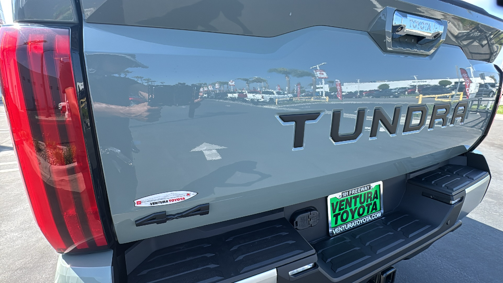 2025 Toyota Tundra Limited CrewMax 5.5 Bed 24