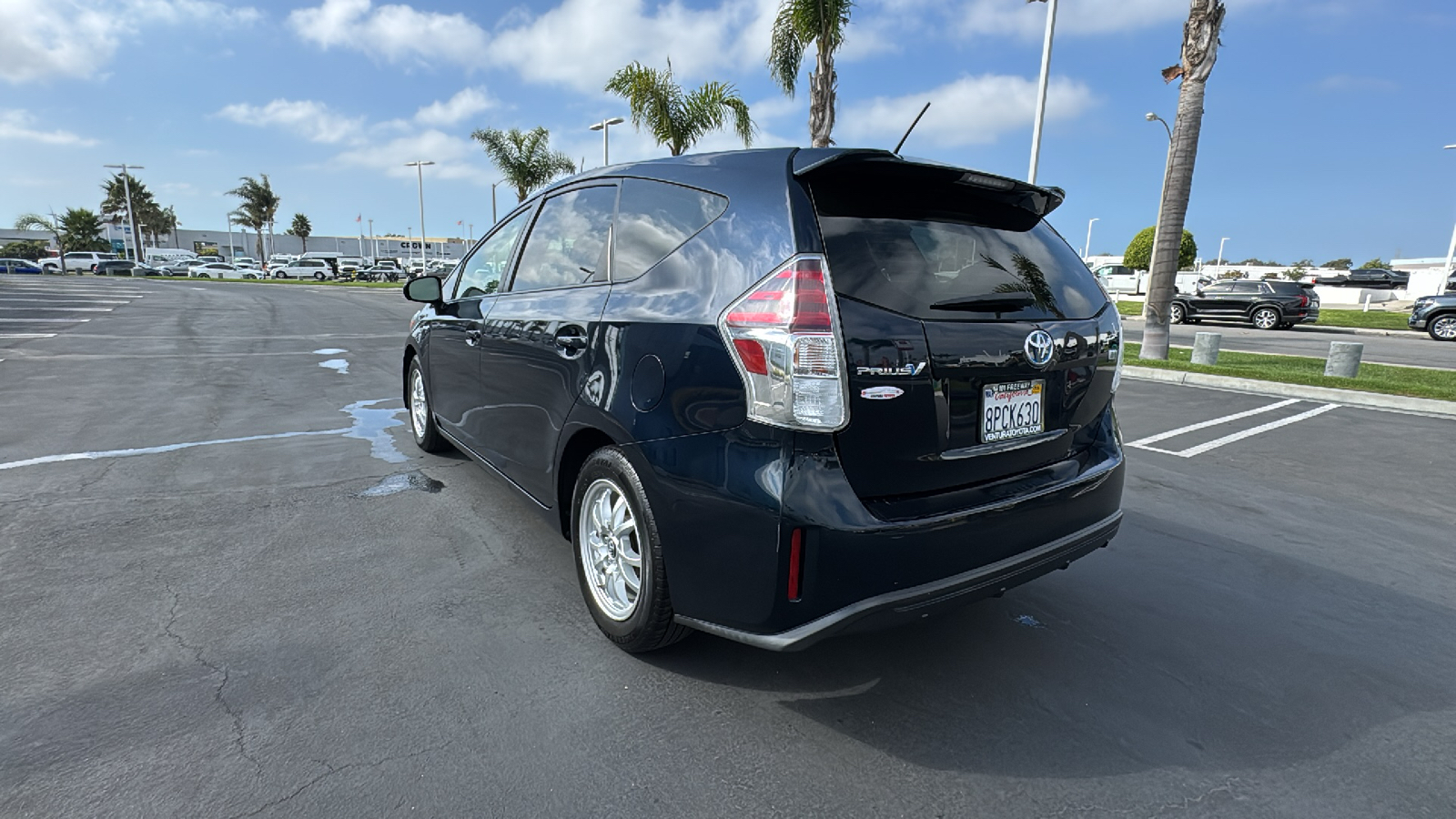 2017 Toyota Prius V Three 5