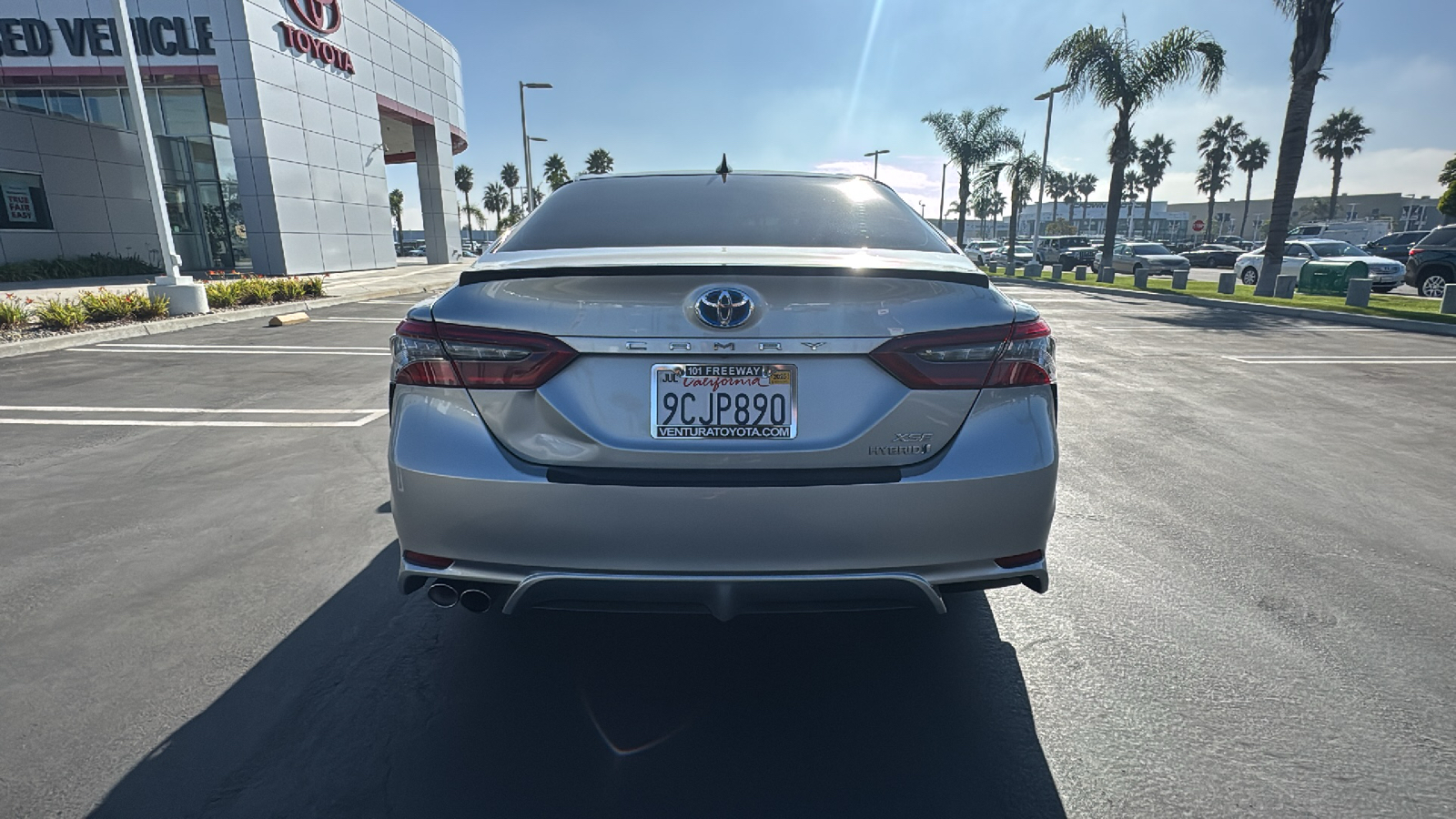 2022 Toyota Camry Hybrid XSE 4