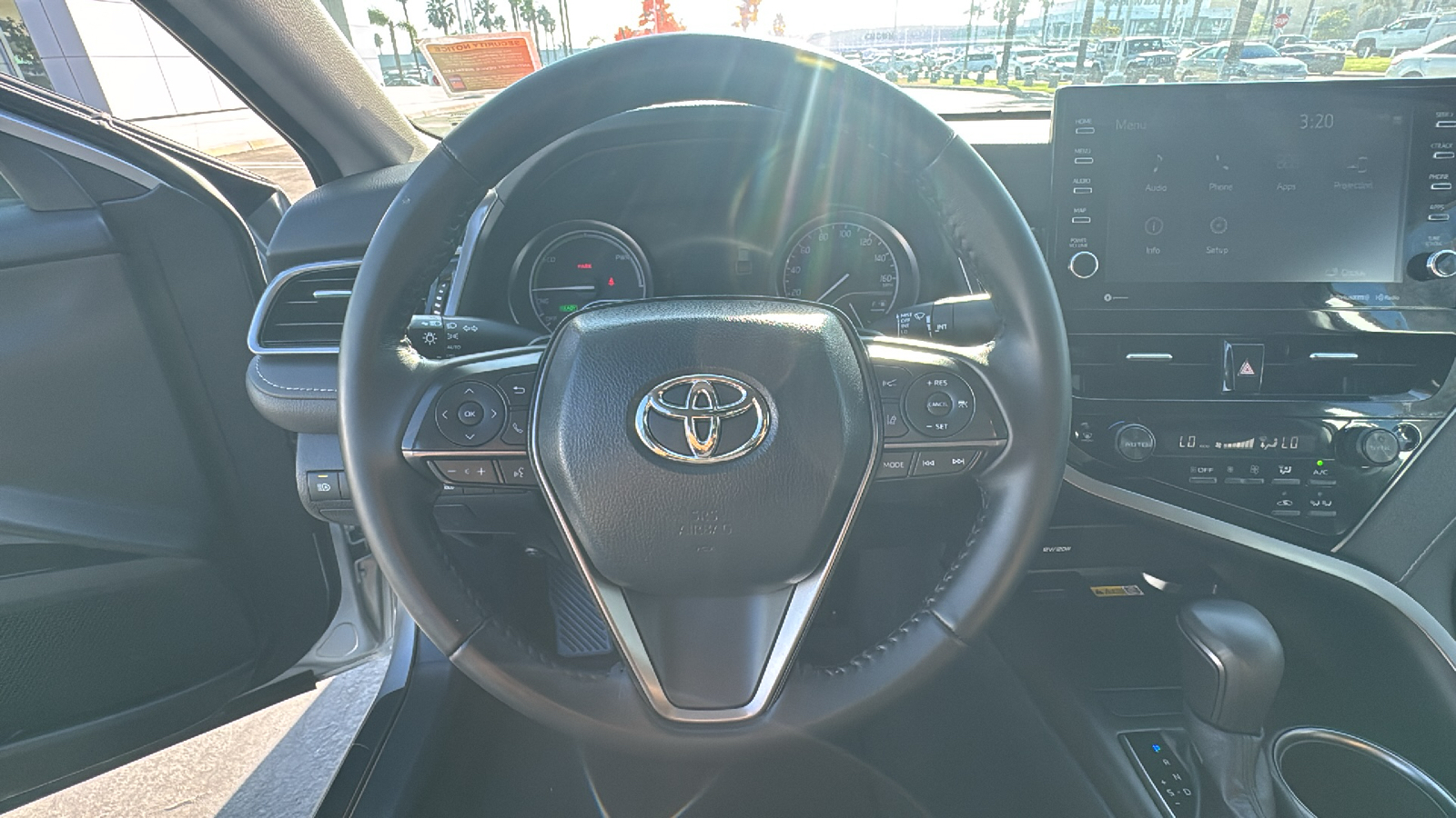 2022 Toyota Camry Hybrid XSE 16