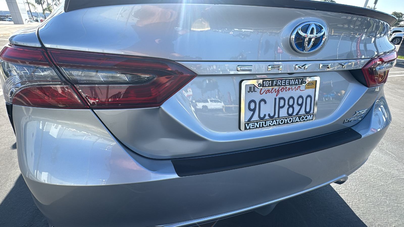 2022 Toyota Camry Hybrid XSE 24