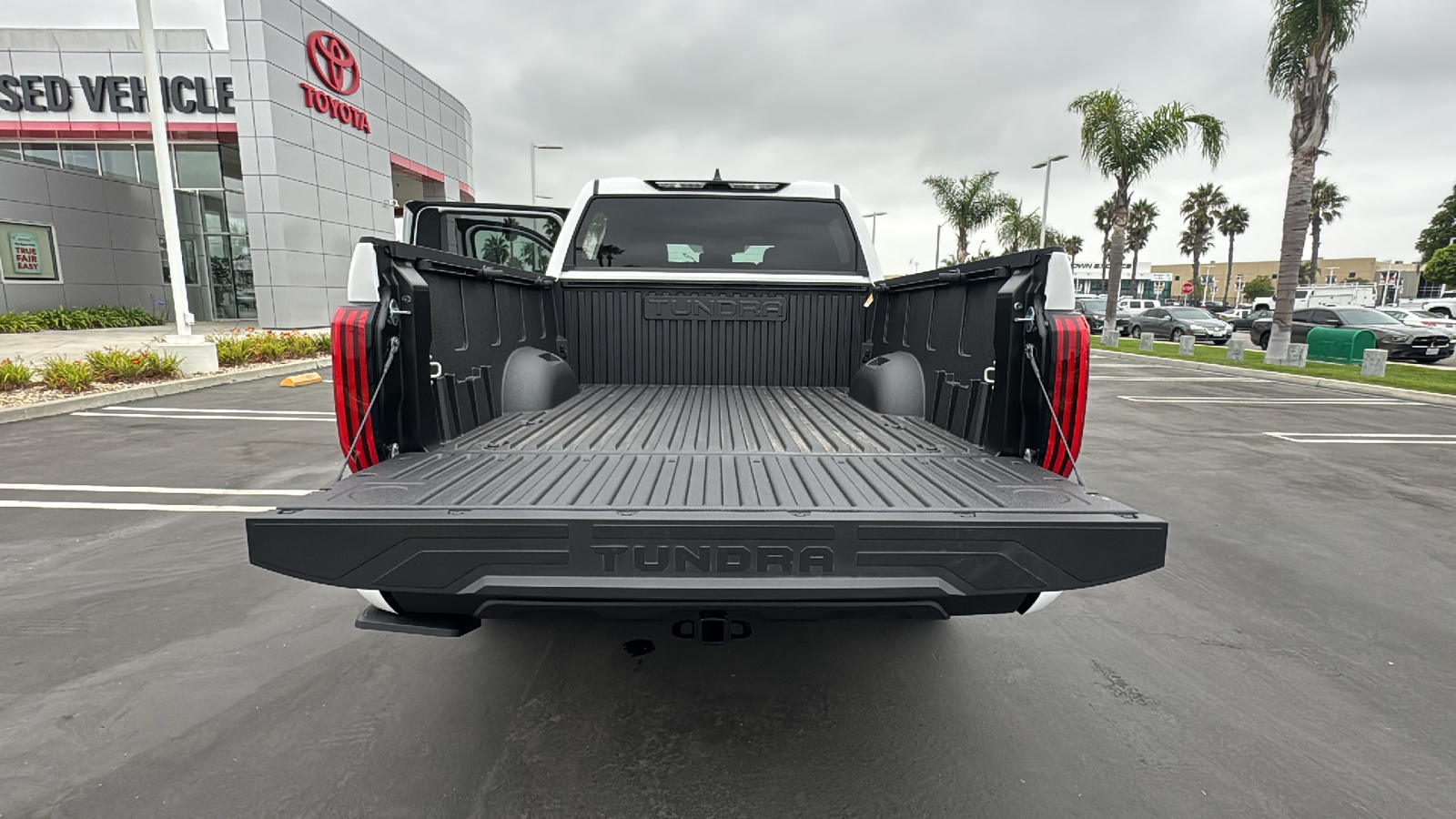 2025 Toyota Tundra SR5 CrewMax 5.5 Bed 10