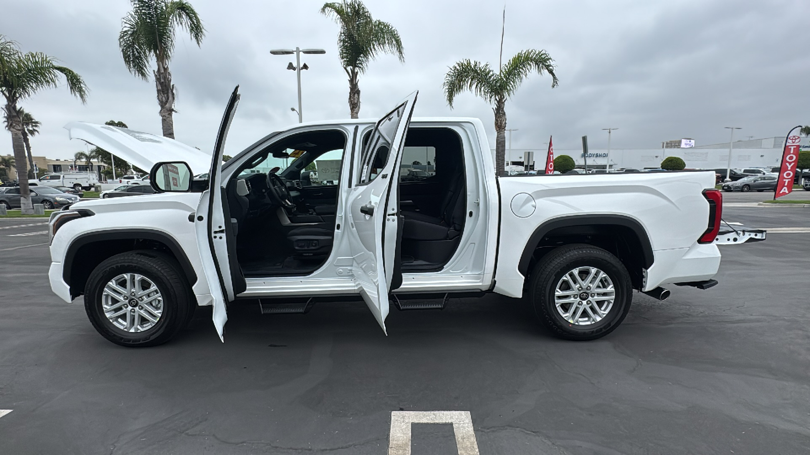 2025 Toyota Tundra SR5 CrewMax 5.5 Bed 11