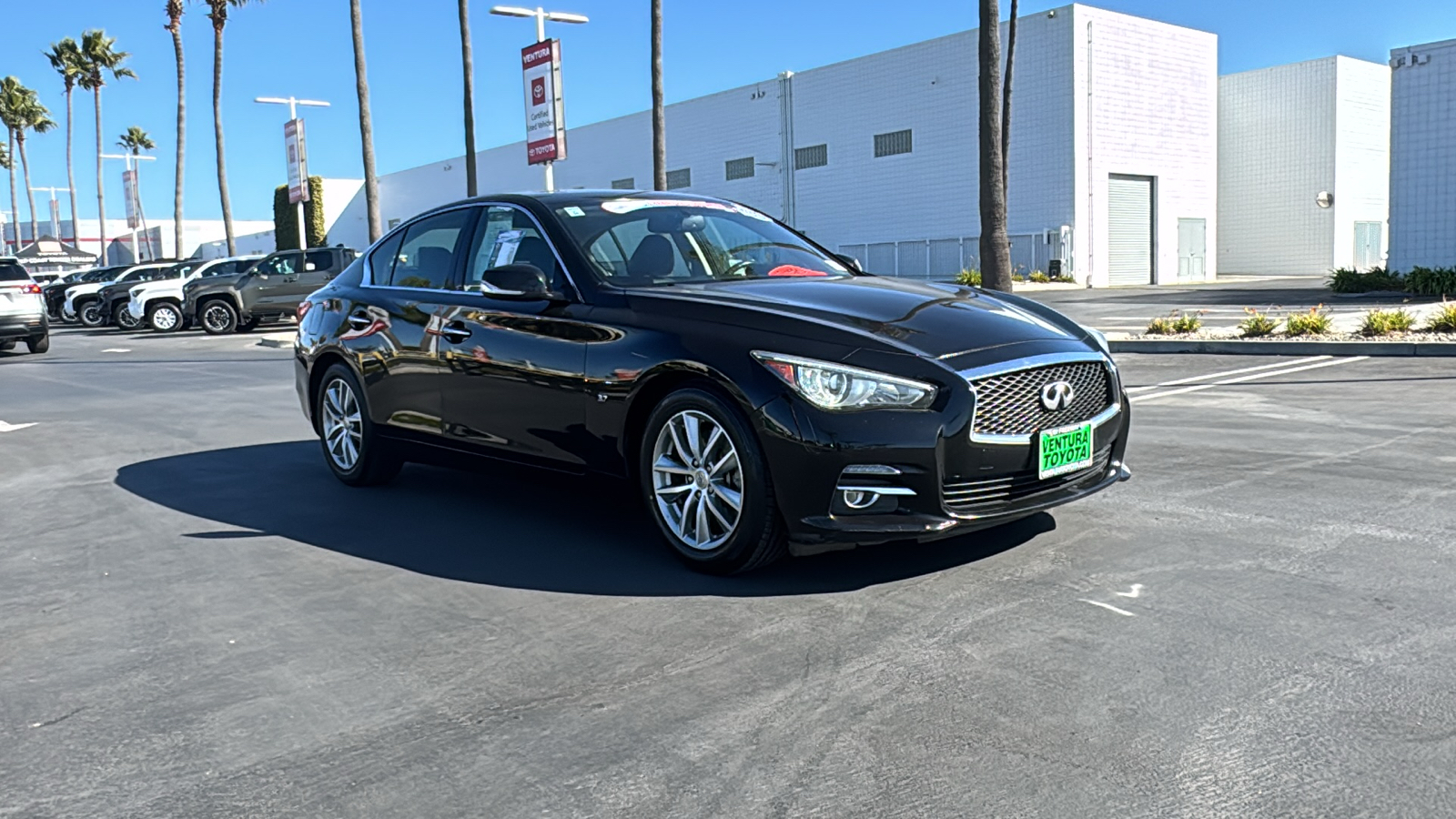 2015 INFINITI Q50 Premium 1