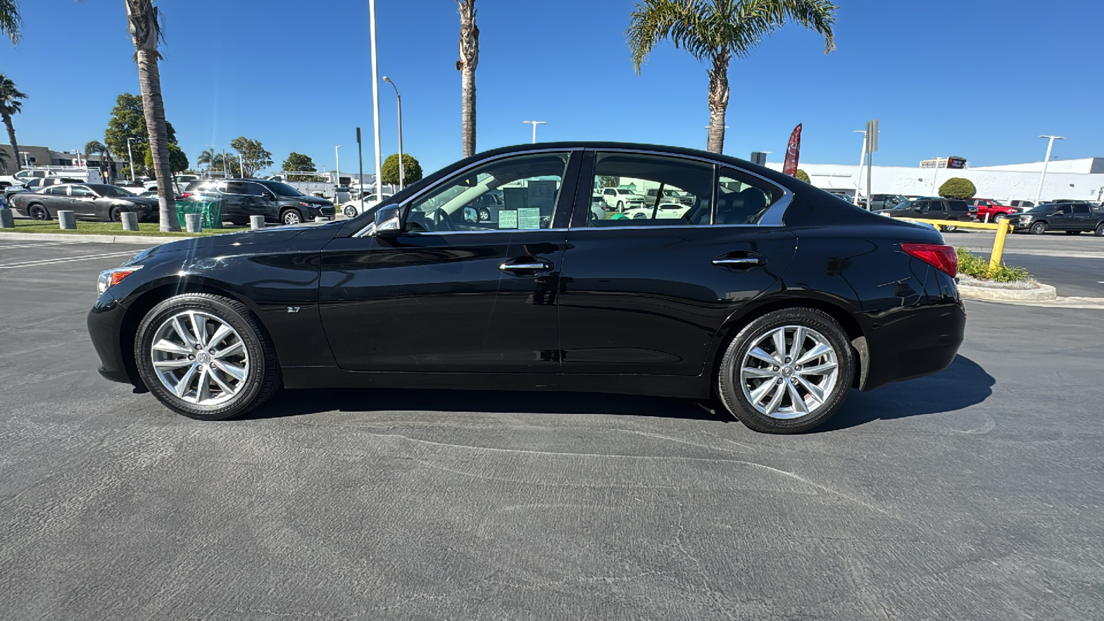 2015 INFINITI Q50 Premium 6