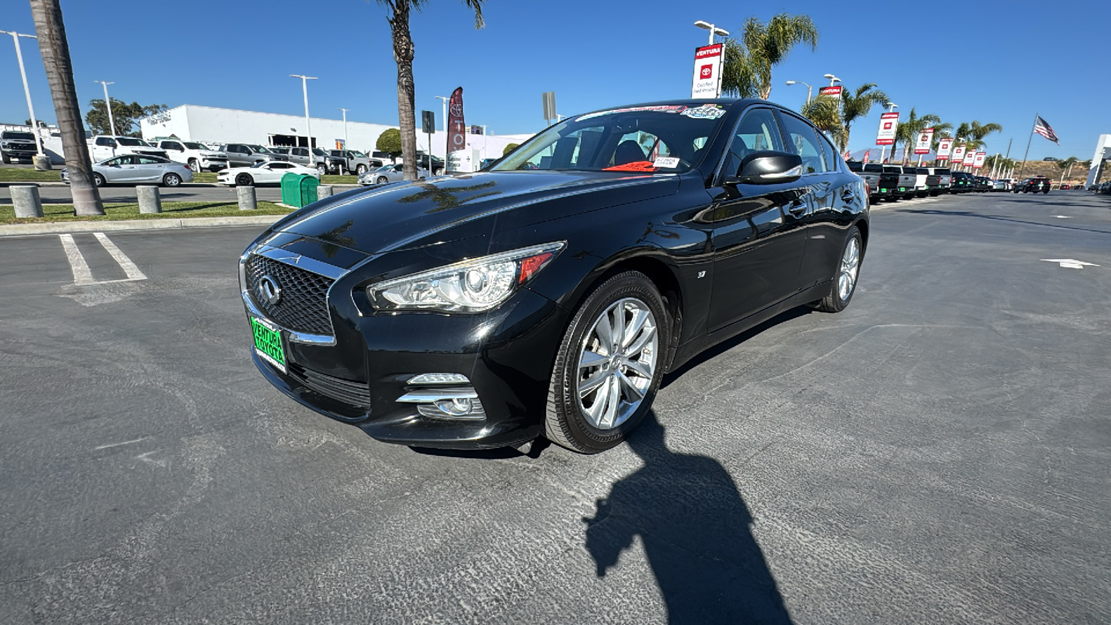 2015 INFINITI Q50 Premium 7