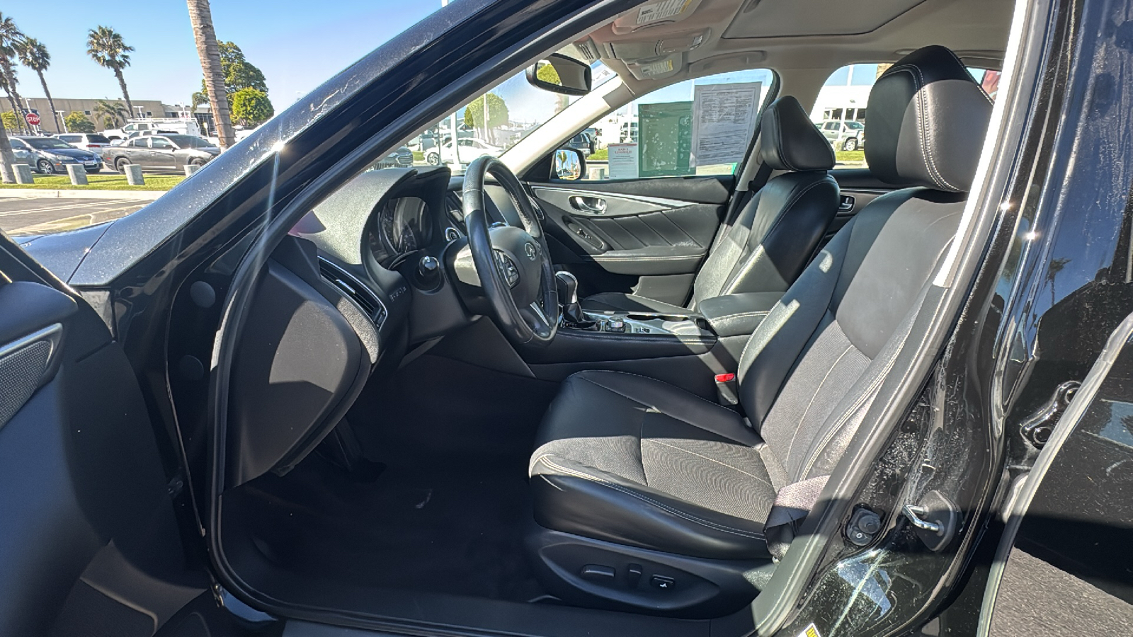 2015 INFINITI Q50 Premium 12