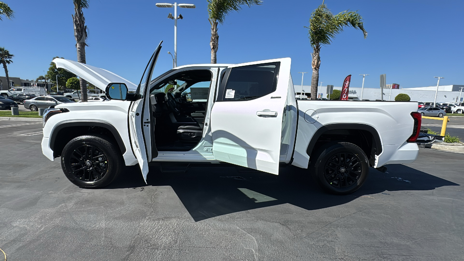 2025 Toyota Tundra Limited CrewMax 5.5 Bed 11