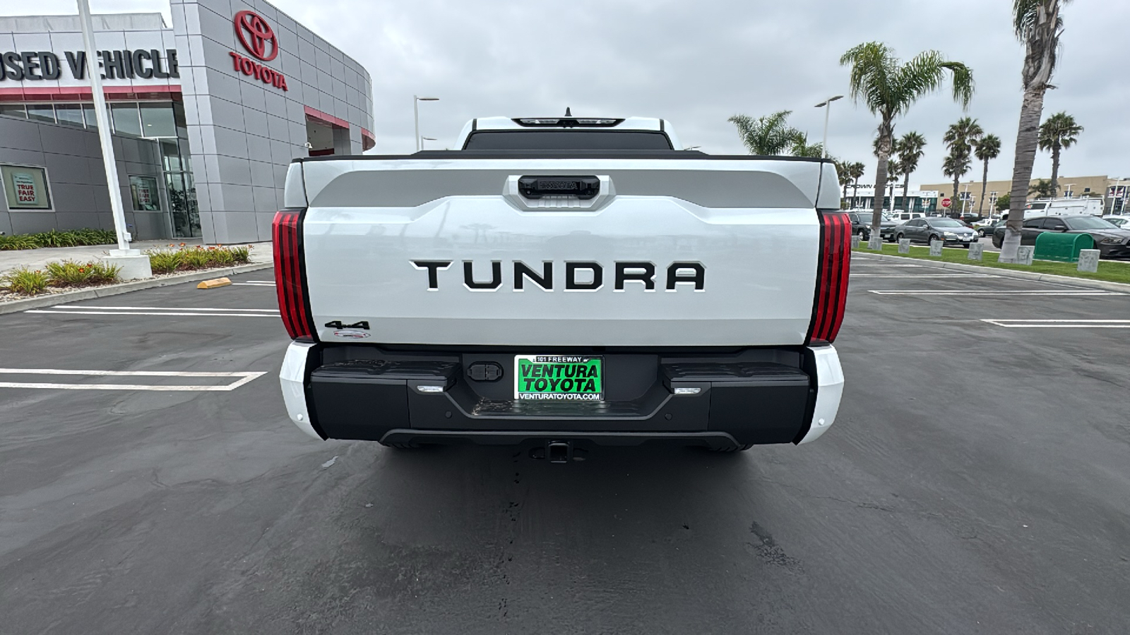 2025 Toyota Tundra Limited CrewMax 5.5 Bed 4