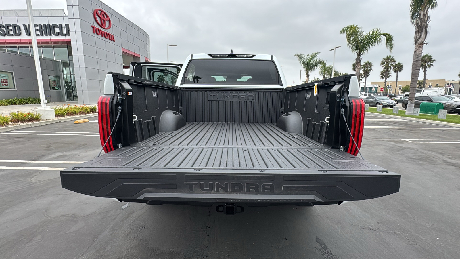 2025 Toyota Tundra Limited CrewMax 5.5 Bed 10