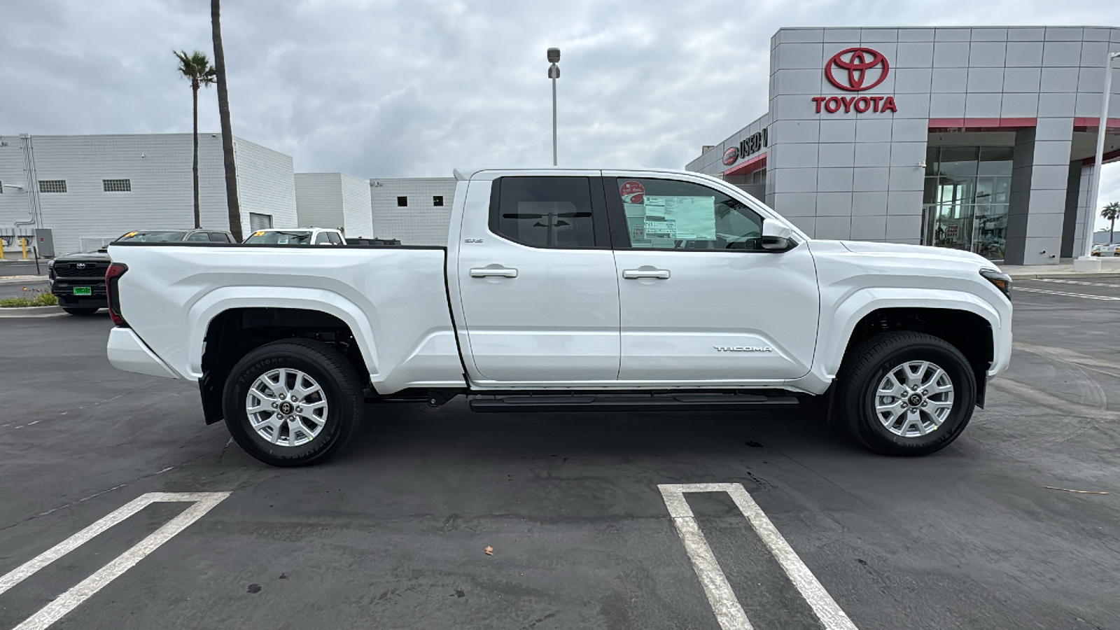 2024 Toyota Tacoma SR5 Double Cab 6 Bed AT 2